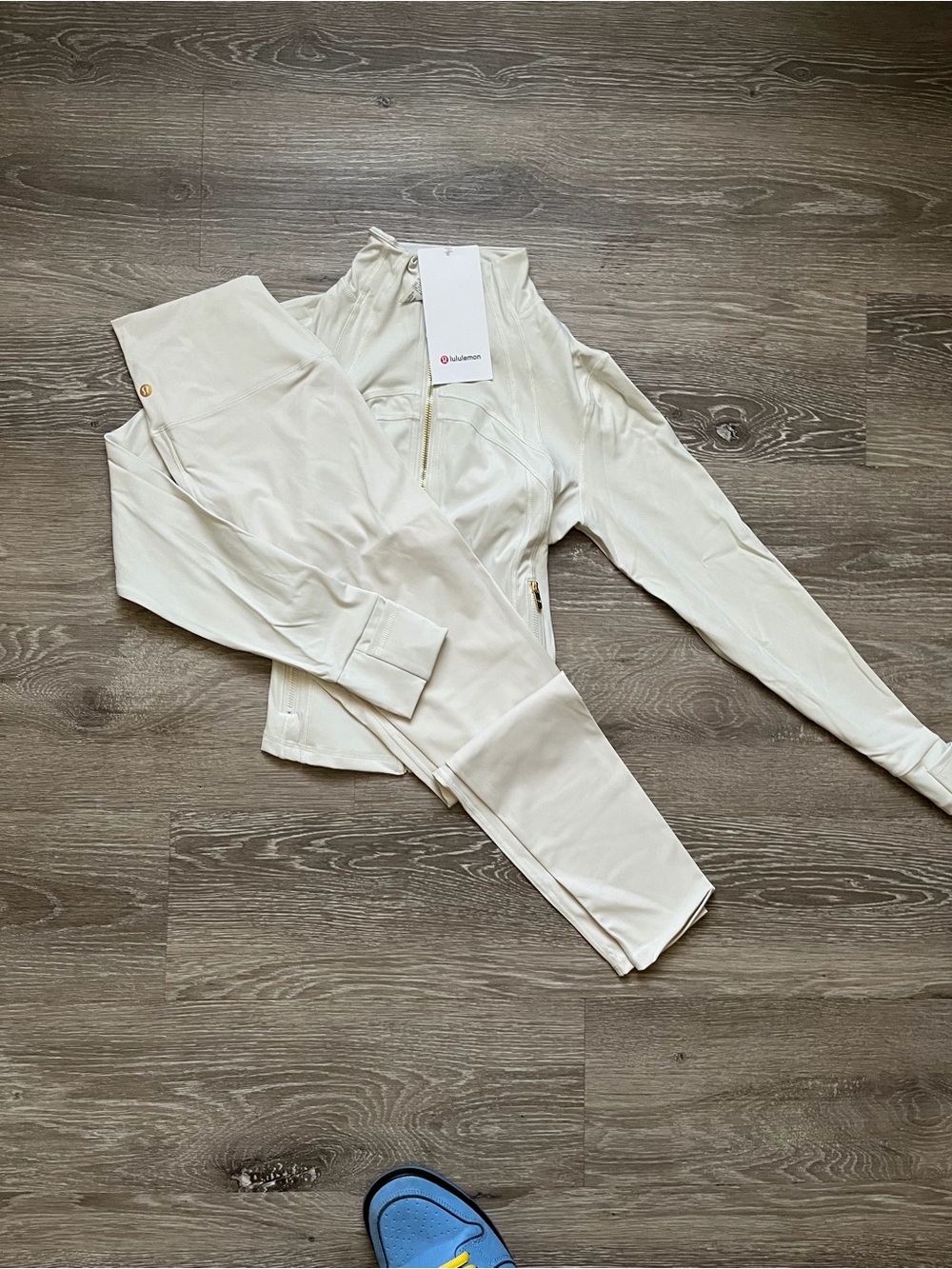 lululemon athletica Cream Zip Jacket and Matching Leggings Set